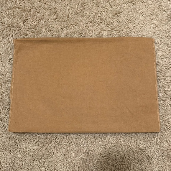 Louis Vuitton foldover dust bag - Medium size 11.5” x 7.5” - Picture 3 of 3